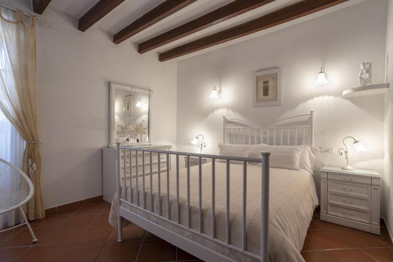 Caimaris House Ferienhaus *